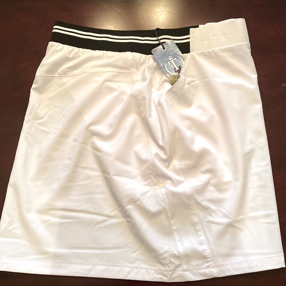 Tee Time Golf Wear Skort - Picture 7 of 8